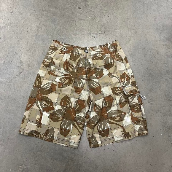 Vintage‎ Y2K embroidered billabong board shorts - Picture 1 of 8